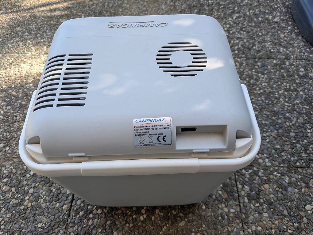 Campingaz Frigoriferi & Refrigeratori: Kühlbox Campingaz 23L – Usato da Eschenbach LU venduto da Pirzim