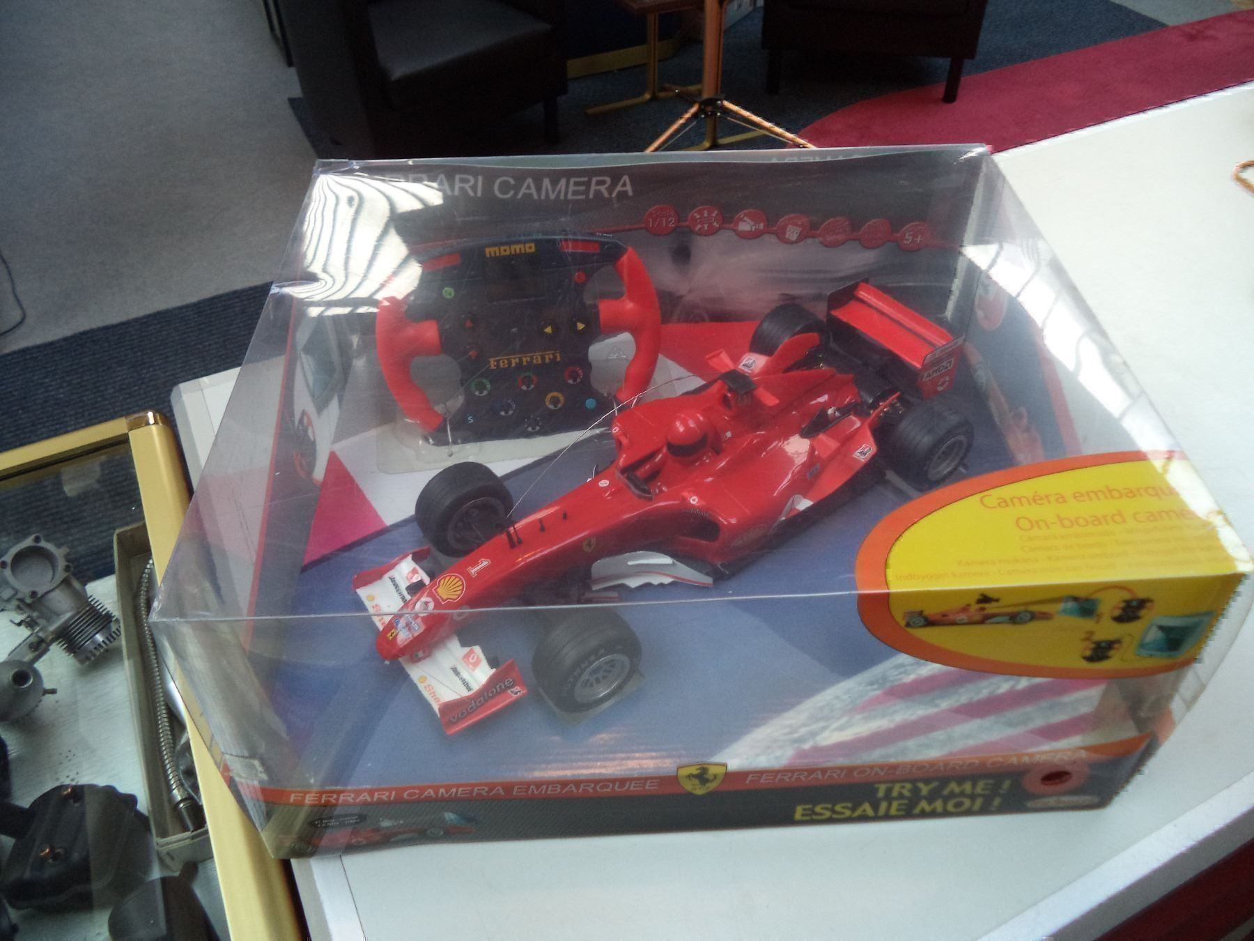 Modellini d'auto: majorette RC 1:12 Ferrari mit Camera – Nuovo (secondo la descrizione) da Rieden AG venduto da Wirth03