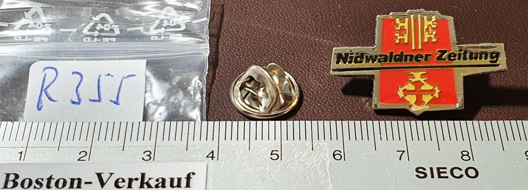 Placchette & Badge: R355 - Pin Nidwaldner Zeitung – Usato da Reinach BL venduto da Boston-Verkauf 1