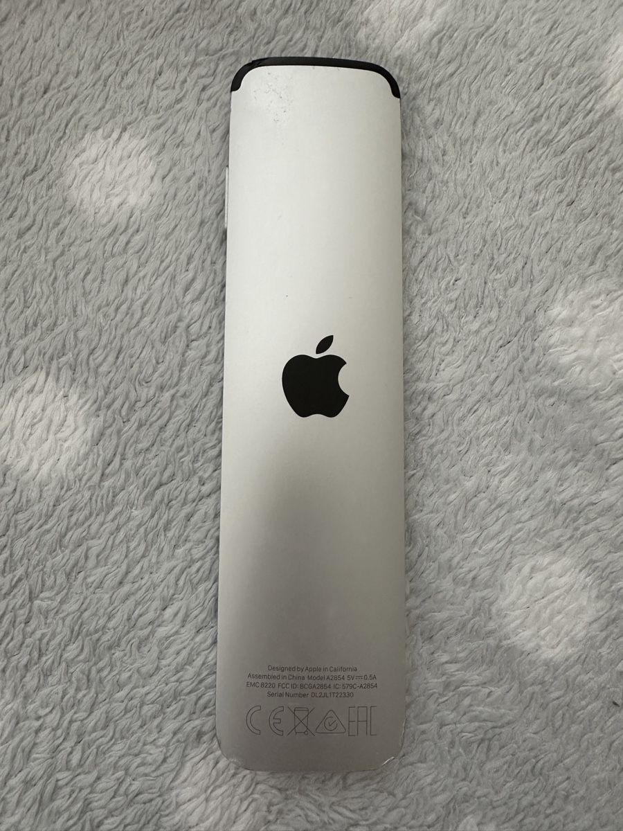 Apple Telecomandi: Apple TV Remote Siri Remote 2. Generation gebraucht – Usato da Zürich venduto da ferreira.ana 1
