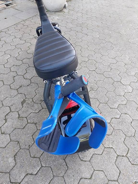 Veicoli elettrici: E-Roller MOBI MOVE mit Gehstockhalter – Usato da Mauensee venduto da sunny-girl83 4