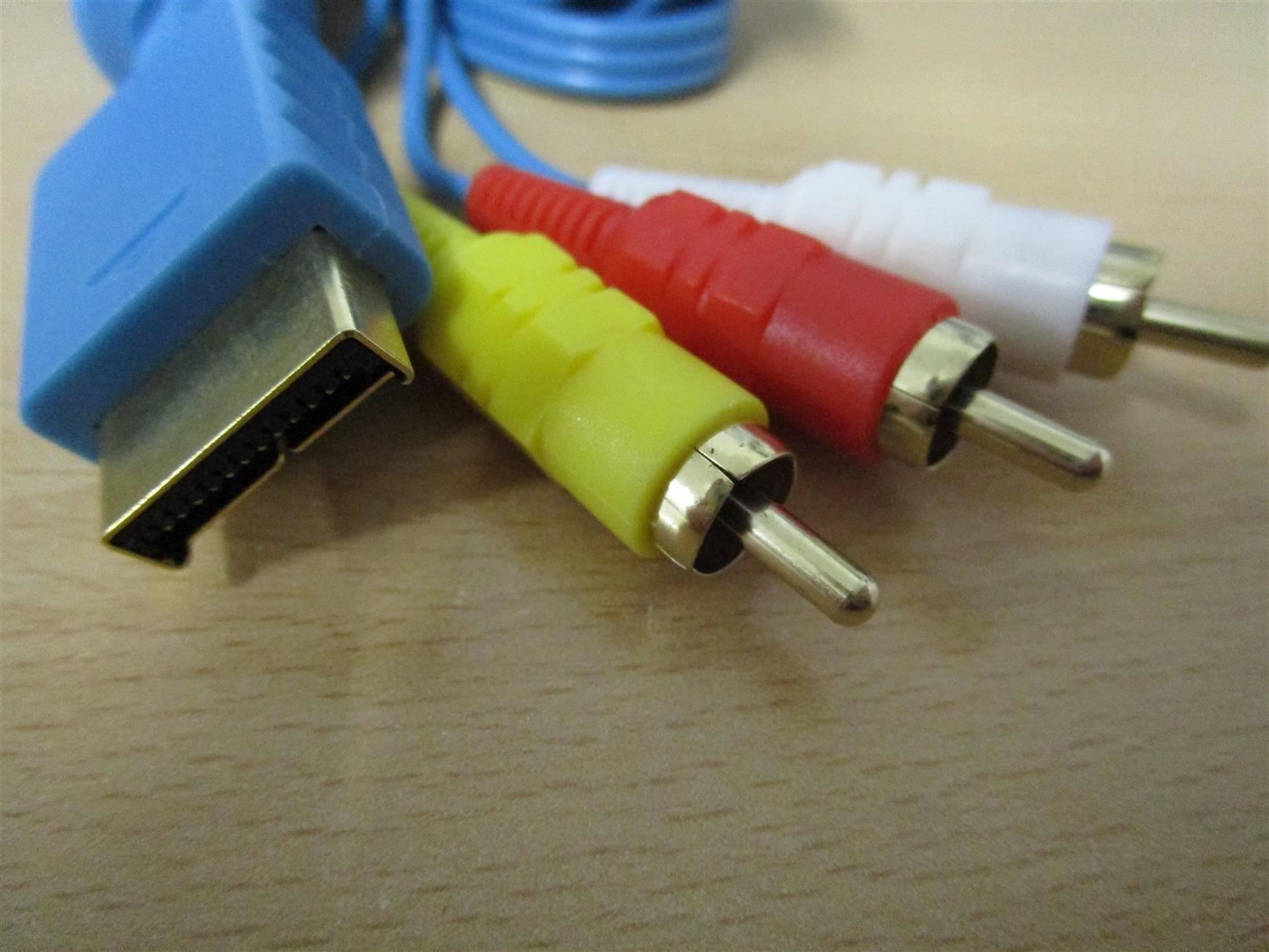 Adattatori & Cavi: Playstation 1-3 AV Kabel - 3 Meter Gold – Usato da Goldau venduto da agestuffer 1