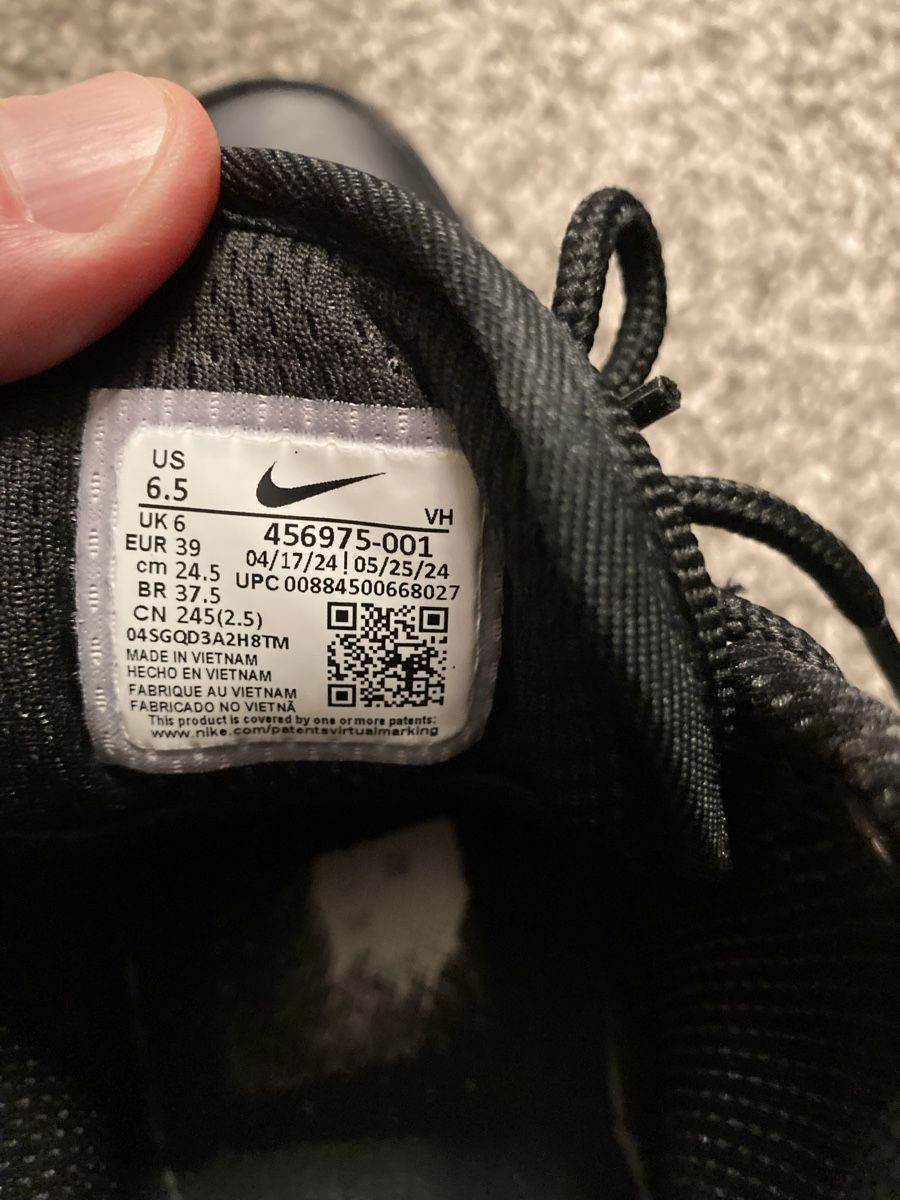 Nike Scarpe da uomo: Nike halbhohe Schuhe – Usato da Arboldswil venduto da Schlou 4