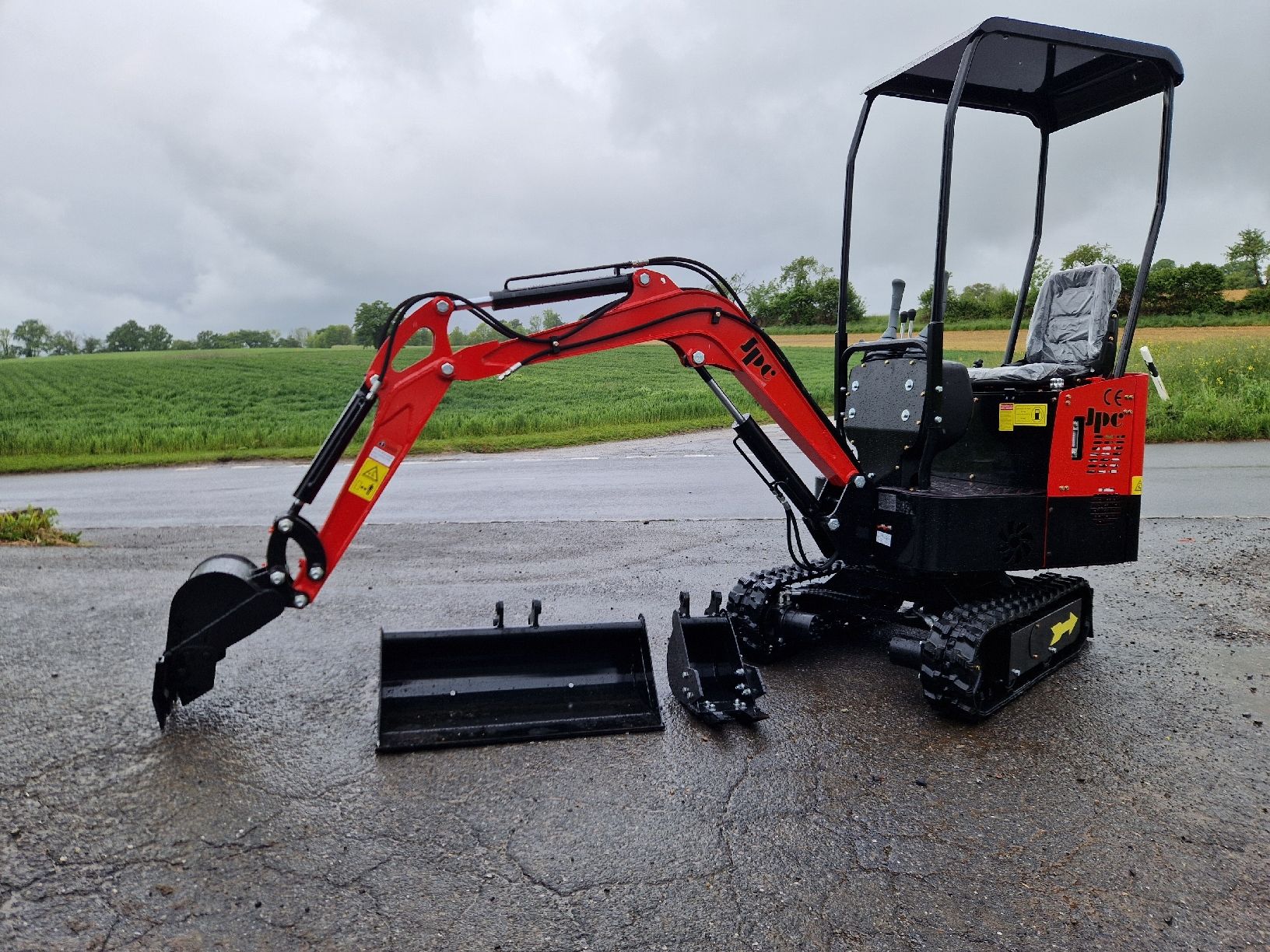 Escavatori: Mini-Bagger ab 1.- neuer JPC 12 Bagger, sofort Einsatzbereit – Nuovo e nell'imballaggio originale da Oberkirch LU venduto da chris836