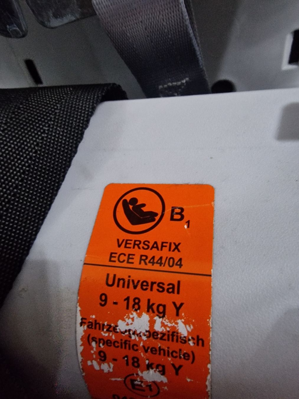 Britax Römer Auto-Kindersitze: Siège auto Britax Römer Versafix, 9-18kg – Gebraucht aus Cournillens von jho_tx6d 3