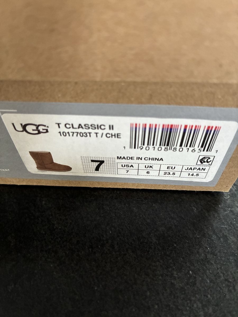 Ugg Scarpe da uomo: Original UGG Boots, Grösse 23.5, Model Classic II – Nuovo e nell'imballaggio originale da Romanshorn venduto da Erich270 6