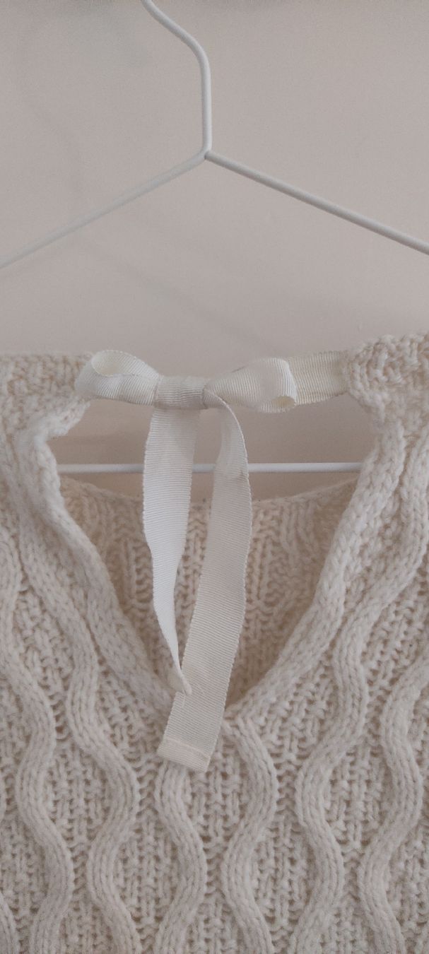 Zara Maglioni & Felpe: Cute White Zara Cable Knit Sweater Size S with Back Bow – Usato da Muttenz venduto da fl.sab 2