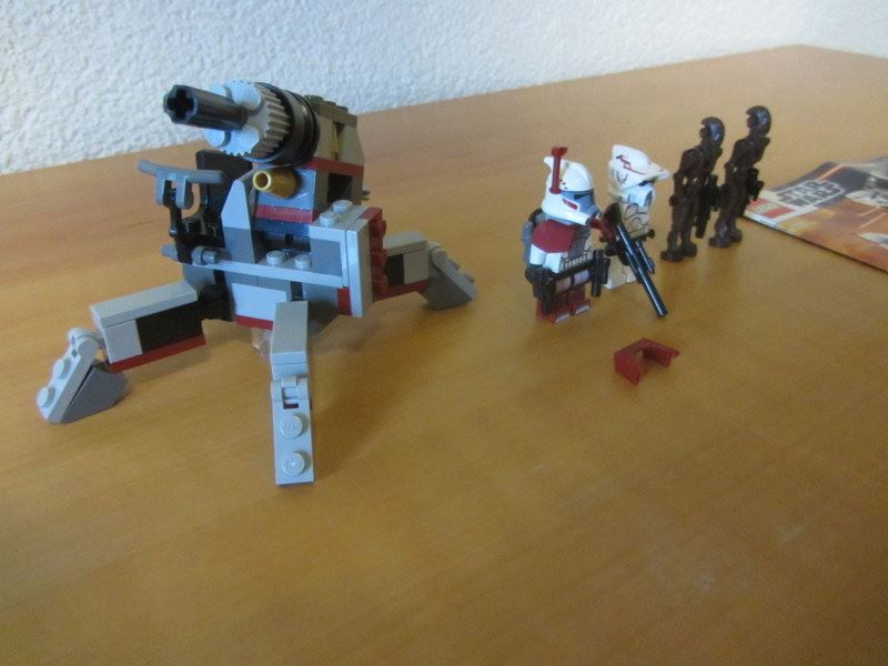 Lego Kit di costruzioni: LEGO Star Wars 9488 "Elite Clone Trooper  & Commando Droid B – Usato da Kreuzlingen venduto da Han-Solo-68 7