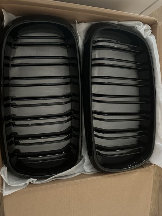 BMW Tutti pezzi di ricambio auto: BMW Sportlenkrad, Blinker, Kühlergrill. X5 F15 – Nuovo e nell'imballaggio originale da basel venduto da sso_t5rp 6