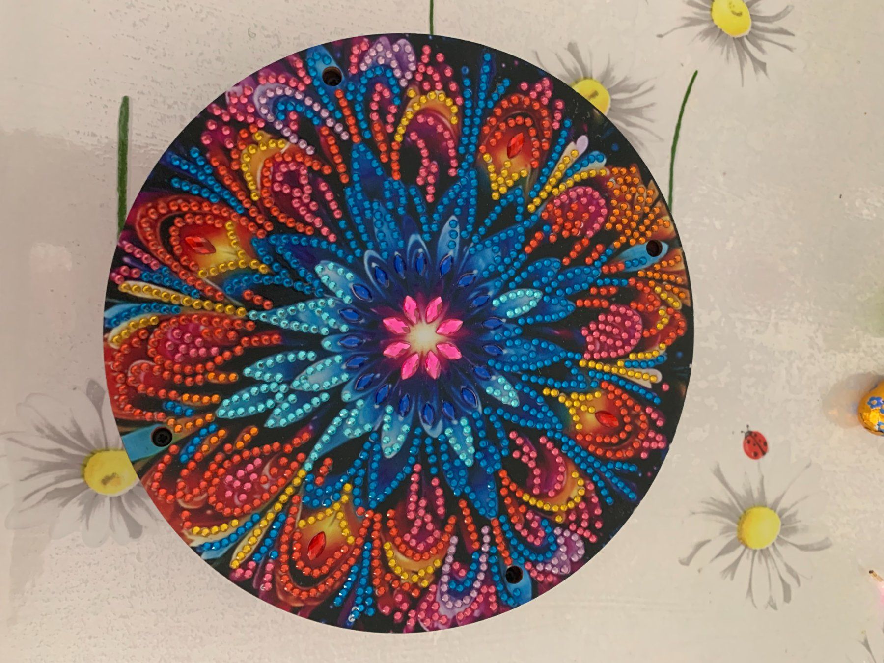 Altro per la casa: Mandala Schmuckschatulle / Dose - Handarbeit - Unikat – Nuovo e nell'imballaggio originale da Niederwangen BE venduto da gerberso