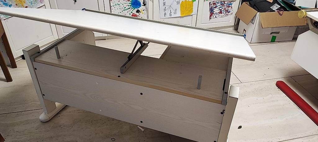 Moll Schreibtische: Pult Moll für Kinder – Gebraucht aus Reinach AG von Aufraum 3