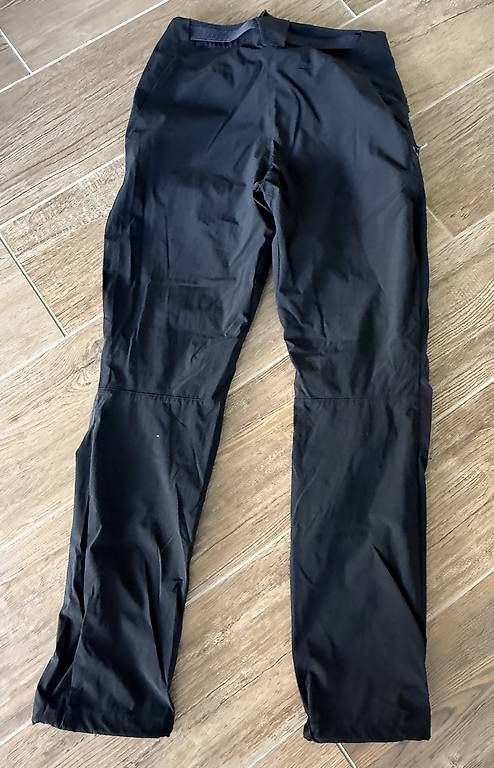 Pantalons: Wanderhose 38 – D'occasion à Alpnach Dorf par rerifeme 1
