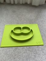 EZPZ baby eating happy teller mat by STOKE