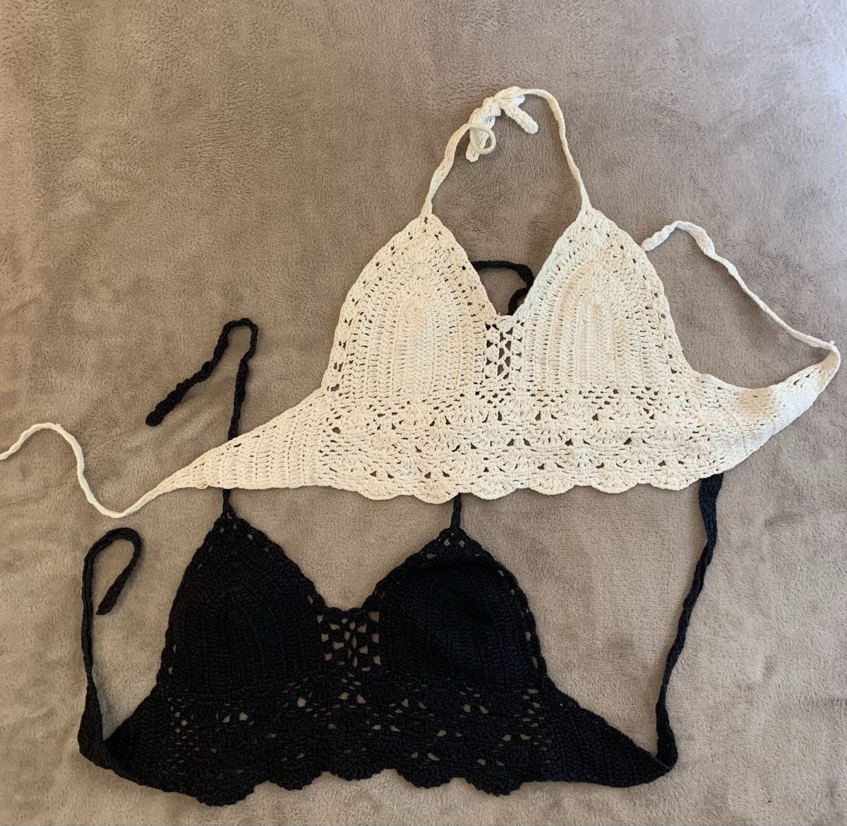 Tops: 4 Hand Crochet/Gehäkelte Bikini Tops – Gebraucht aus Verbier von pat_q5hr 4