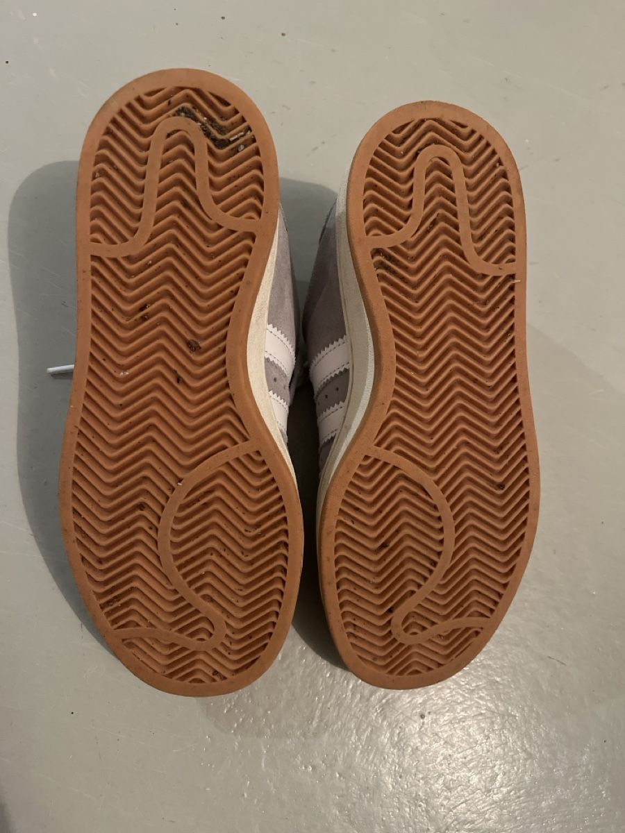 Adidas Chaussures hommes: Adidas Campus Sneaker Grau suede Grösse 36.5 – D'occasion à Aarau par dbue 2