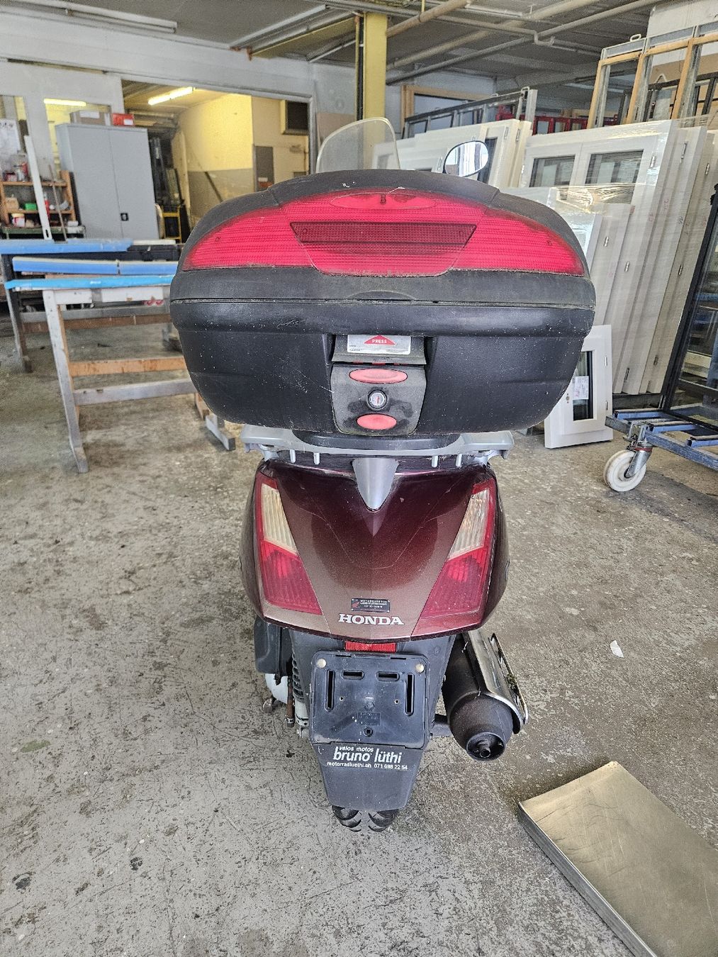 Honda Altro: Honda Pantheon FES125 Roller 2006  – Difettoso da Rorschach venduto da TimelessTrading 1