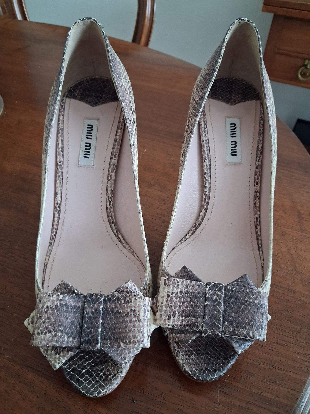 Scarpe da donna: Miu-Miu????  – Usato da Zürich venduto da kri_8vhz