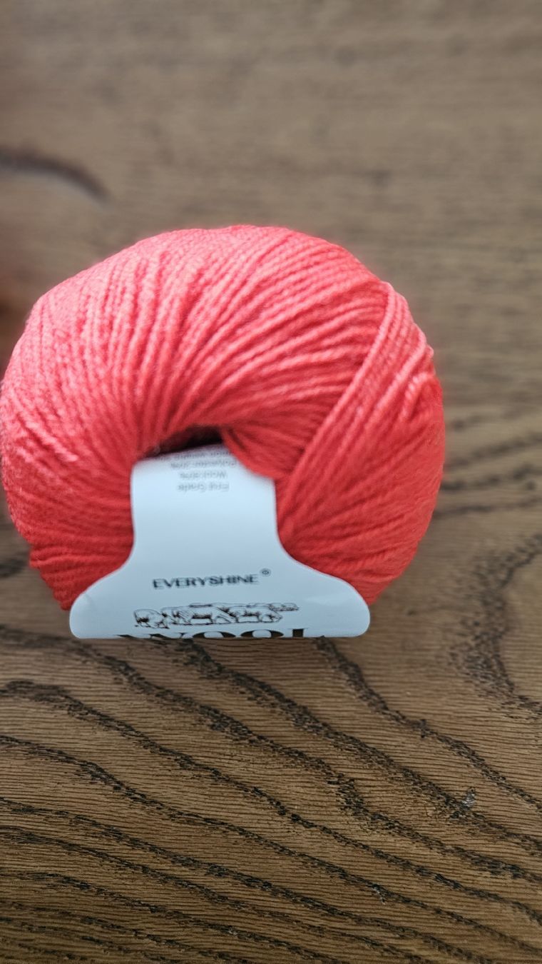 Lana: rote, wunderschöne und weiche Wolle – Nuovo e nell'imballaggio originale da Fehraltorf venduto da lisam16 6