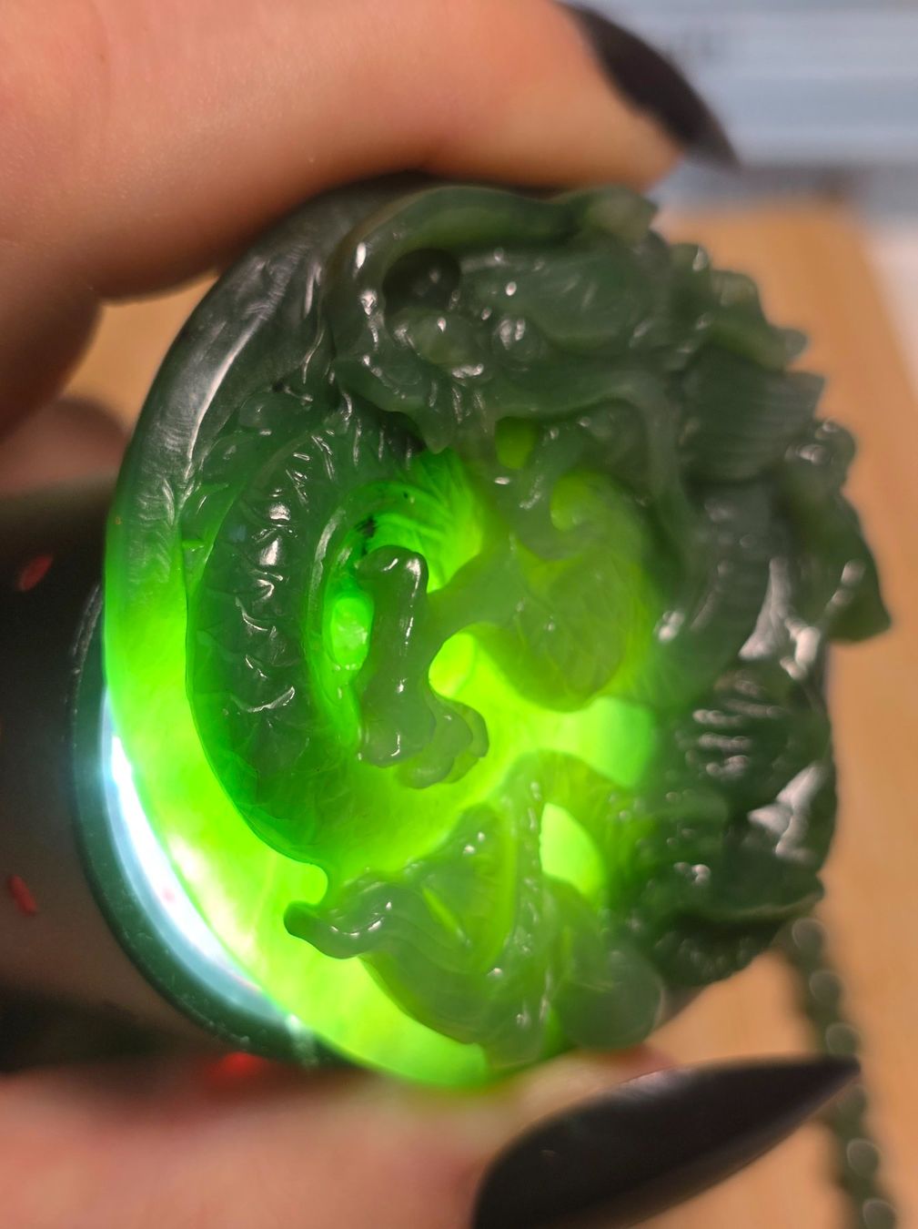 Minerali & Pietre curative: HQ Jadeit Drachen Amulett an Kette – Nuovo e nell'imballaggio originale da Matzingen venduto da Shay_Crystalz 3