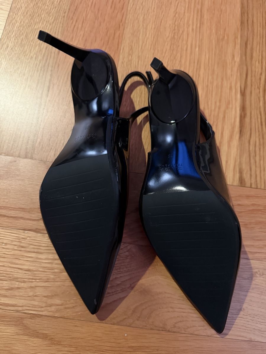 Zara Scarpe da donna: Zara Lack-Pumps Gr. 36 – Nuovo (secondo la descrizione) da Hausen am Albis venduto da Tyllenajoe 2