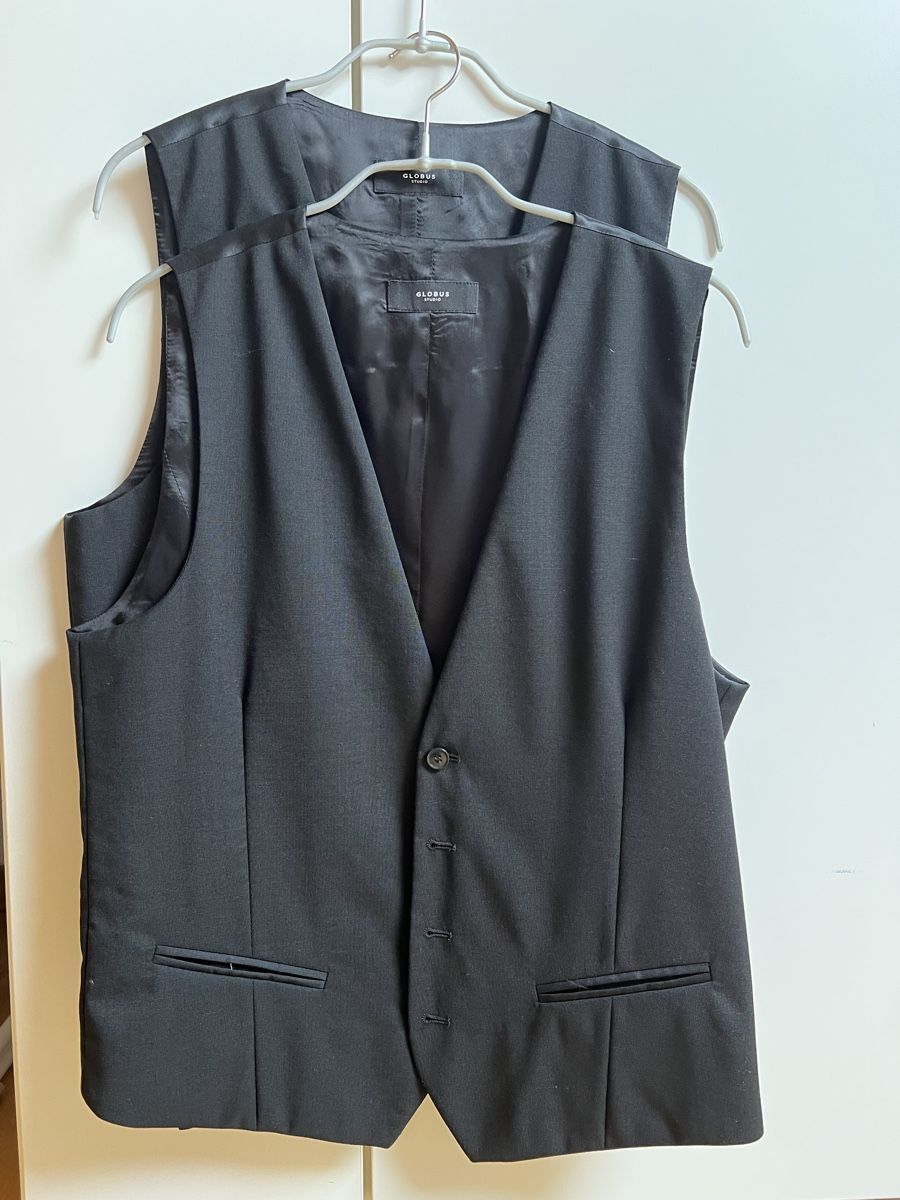 Globus Gilet & Giacche: 2 Gilet Globus Studio schwarz Gr. 48 – Usato da Stäfa venduto da Airwalker 1