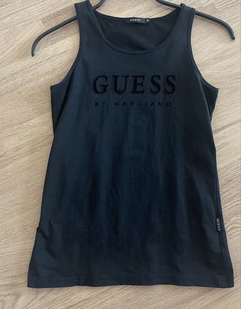 Guess Top Schwarz, Grösse M - Perfekt für den Sommer!