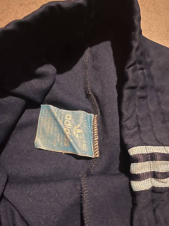 Hosen: Vintage Adidas Trainerhose – Gebraucht aus Zürich von SUPERNERD 3