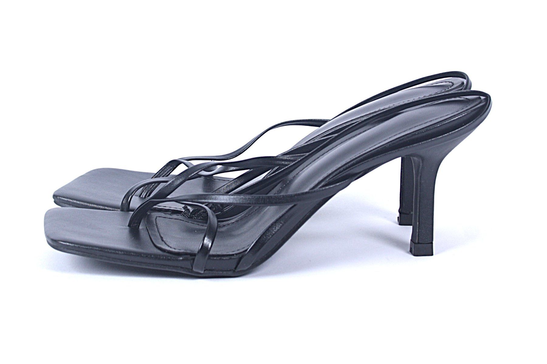 Scarpe da donna: Sandaleten schwarz – Usato da Zollikofen venduto da Restwert_Zollikofen 2