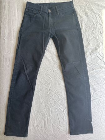 Navy Blue Levi’s
