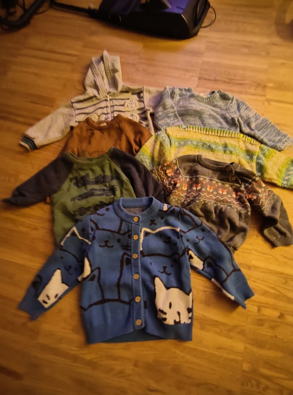Lotti & Set di vestiti: Pullover-Set, Gr. 80, Top Zustand – Usato da Pratteln venduto da Malvea