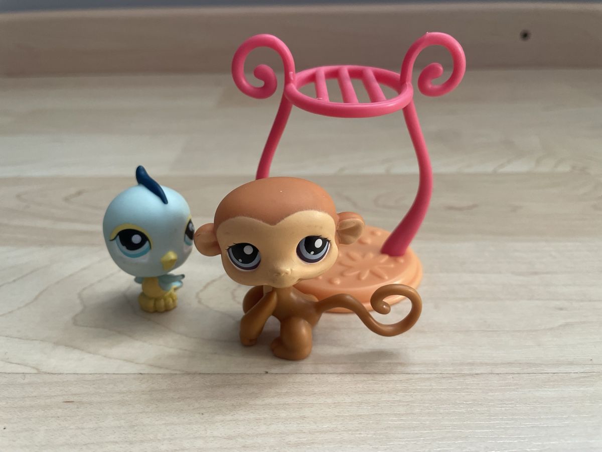 Hasbro Giocattoli: Littlest Pet Shop Monkey and Bird – Usato da Fribourg venduto da tinavon