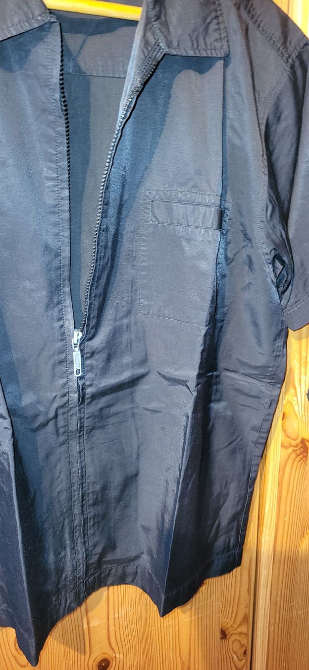 Camicie: Herren Hemd kurzarm schwarz Gr. 43/44 – Usato da Schweizersholz venduto da fuchs06 2