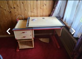 Kinderschreibtisch höhenverstellbar