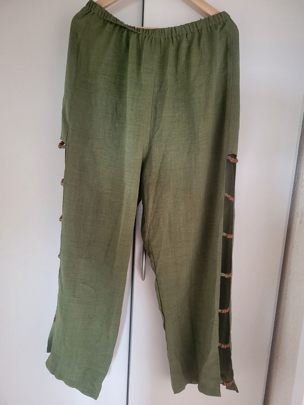 Hosen: Freizeithose olive, XL – Neu (gemäss Beschreibung) aus Enggistein von Manuki_engg 4