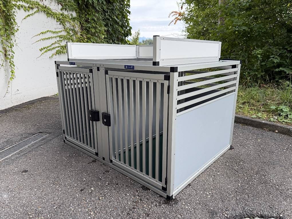 Cages, transport & sécurité: Doppelhundebox – D'occasion à Luzern par Gimpreza89