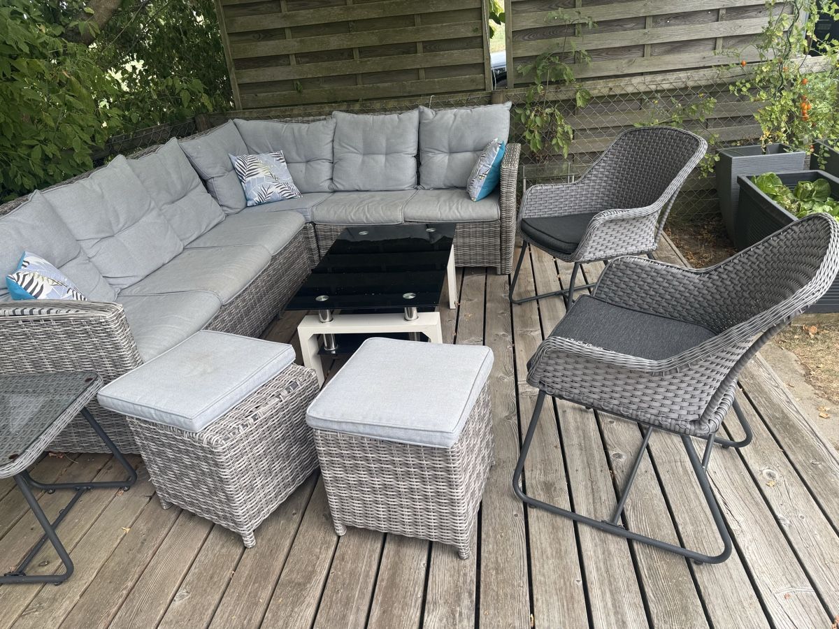 Sofas: Gartenausstattung – Gebraucht aus Buchackern von Ballonzoellig 2