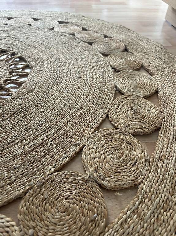 Teppiche: Runder Jute Teppich im Boho-Stil – Gebraucht aus Adliswil von jes_kh7m 1