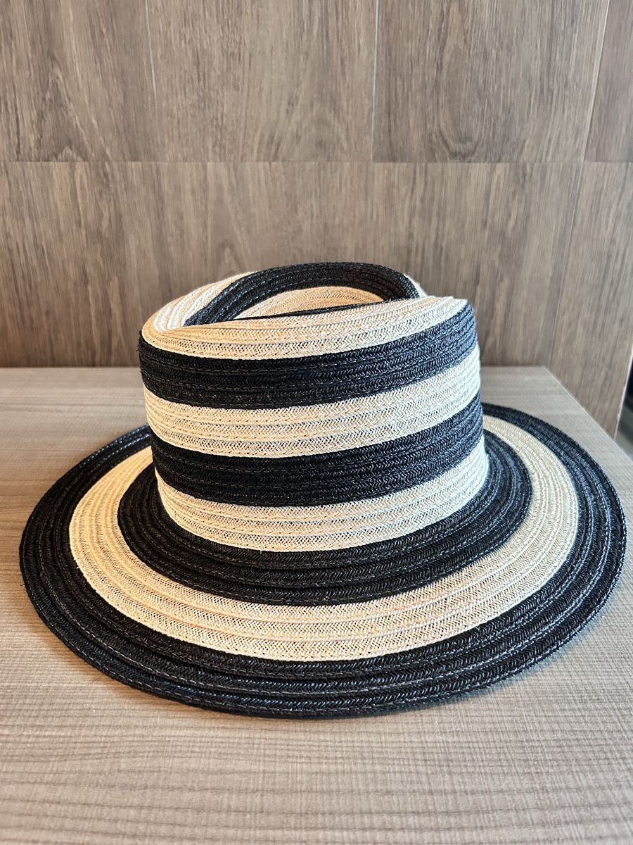 Copricapi, berretti & cappellini: Maison Michel Hat - New- Virginie model size M – Nuovo (secondo la descrizione) da Porza venduto da car_5dy7 2