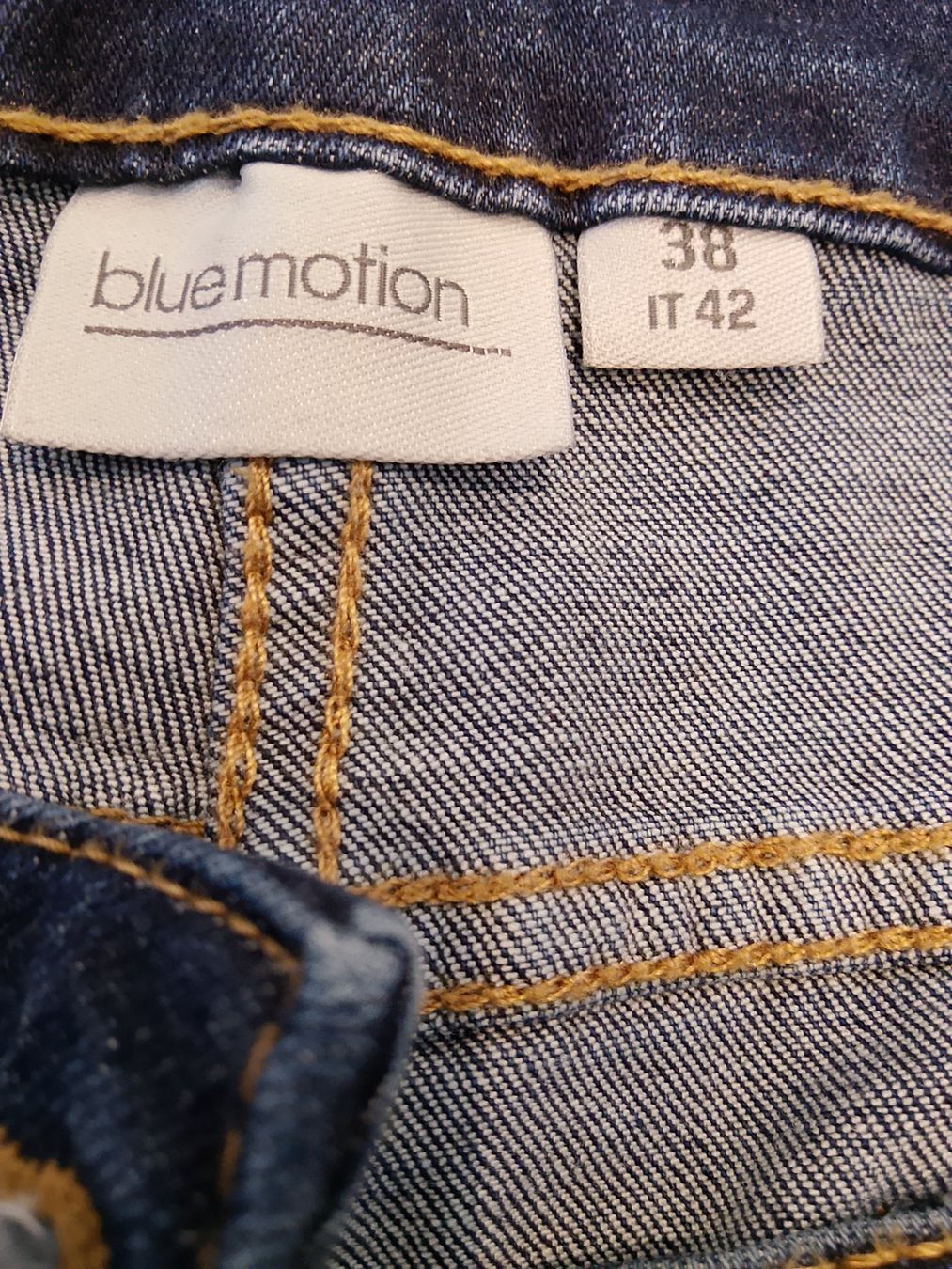 Jeans: Jeans Gr 38. Neu – Nuovo (secondo la descrizione) da Bellikon venduto da MellonCollieMitTwint 1