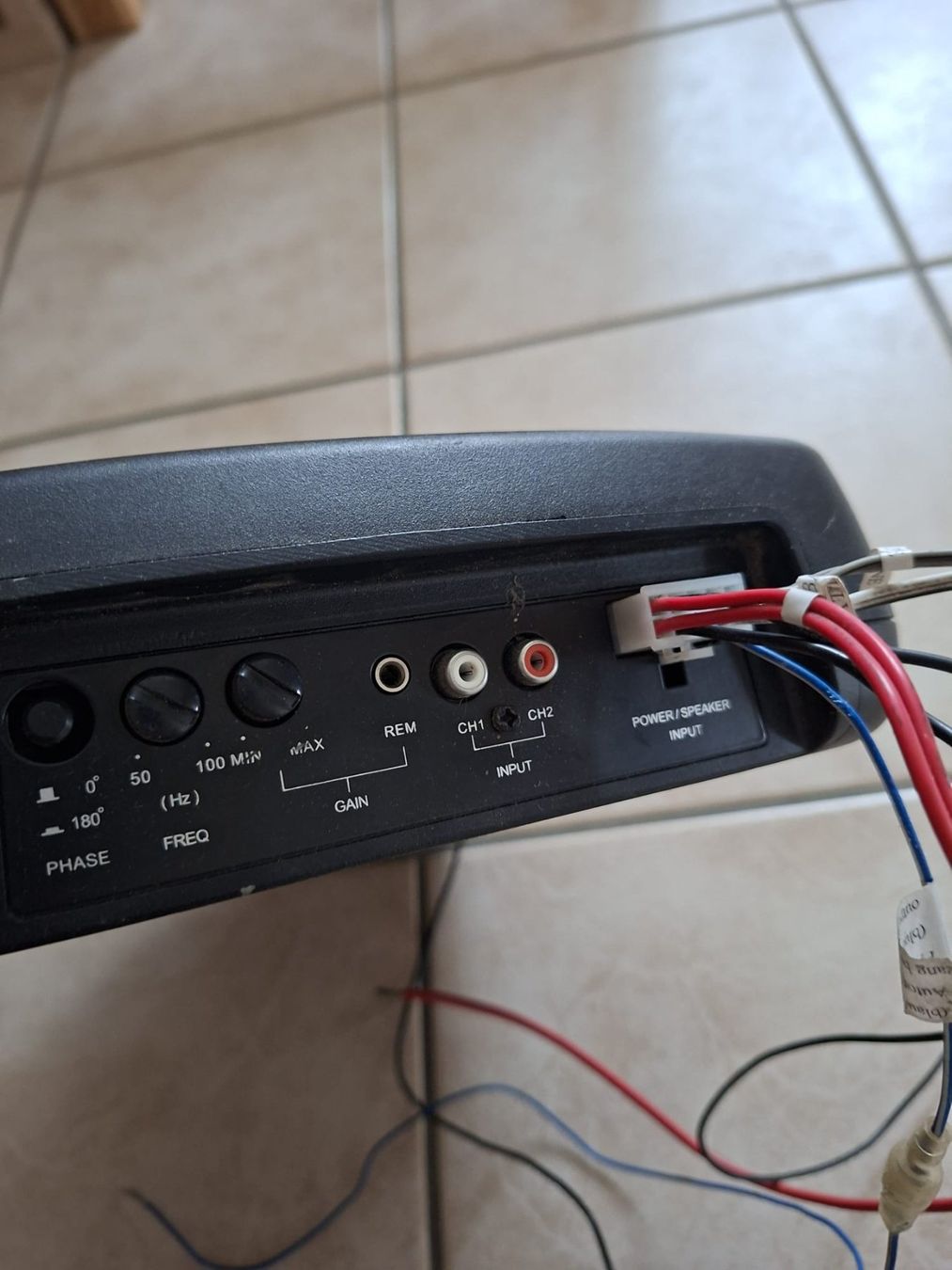 Verstärker: Aktiv Subwoofer für Auto – Gebraucht aus Brittnau von Kristina96b 1