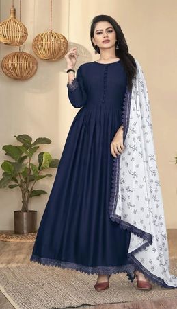 Farbenpracht der Eleganz: Modevielfalt in M, L und XL