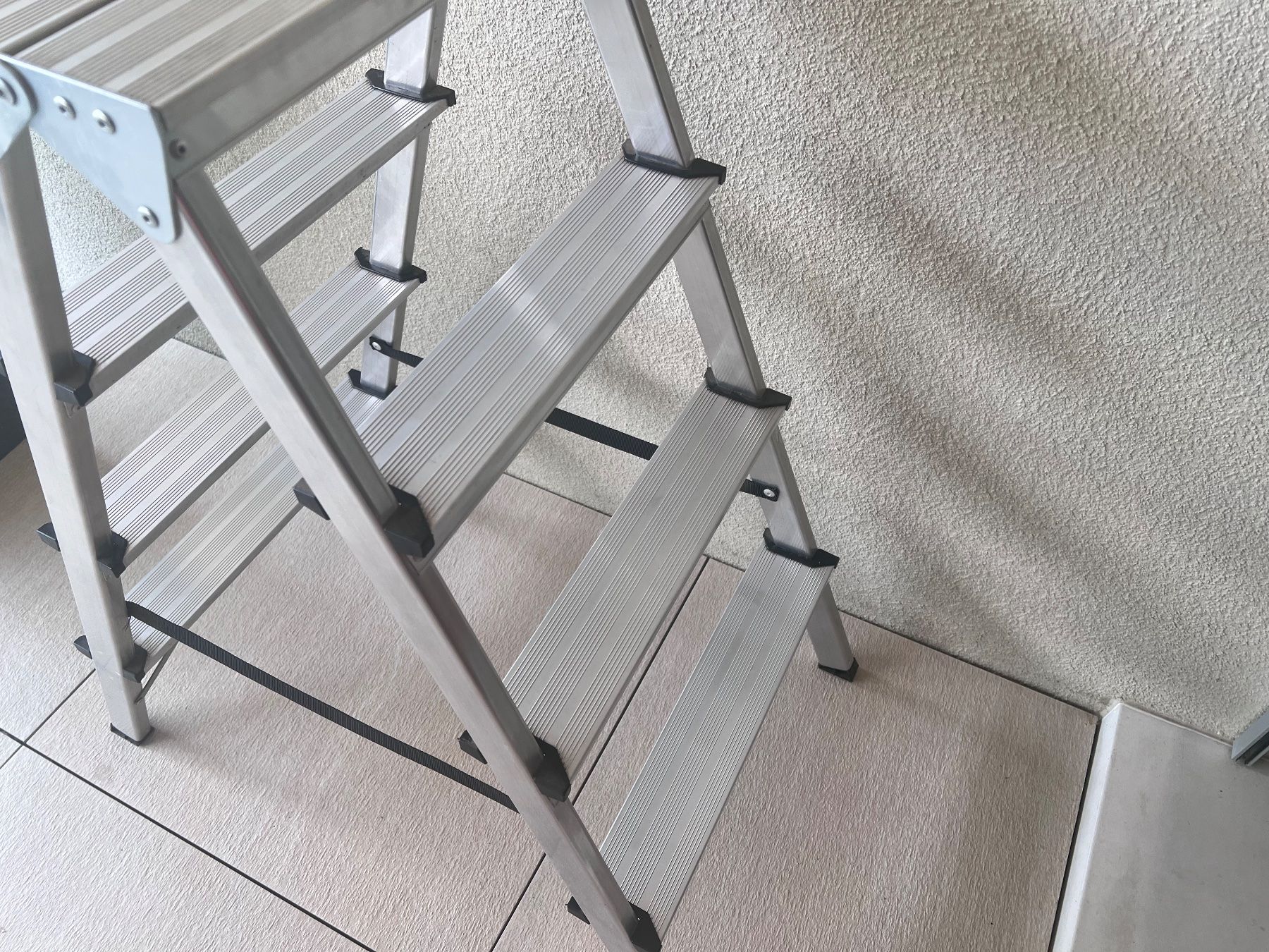 Leitern: Bockleiter 2 x 4 Stufen – Gebraucht aus Münchenbuchsee von Volver64 2