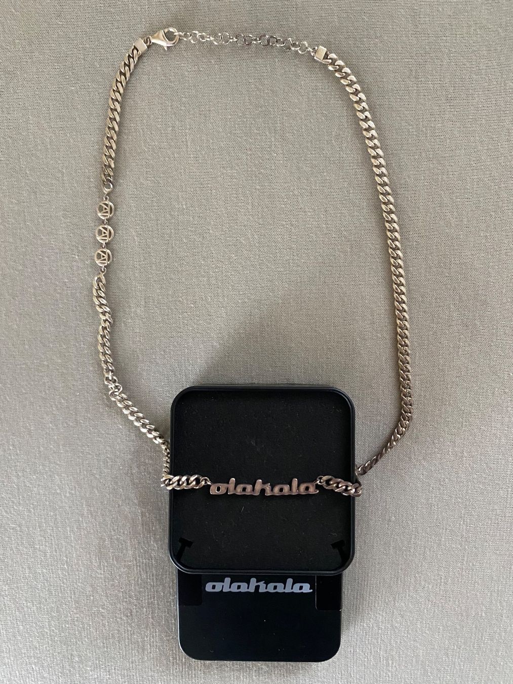 Catenine: Olakala CC Logo Chain Silver Coated – Nuovo e nell'imballaggio originale da Gossau SG venduto da gadi_888