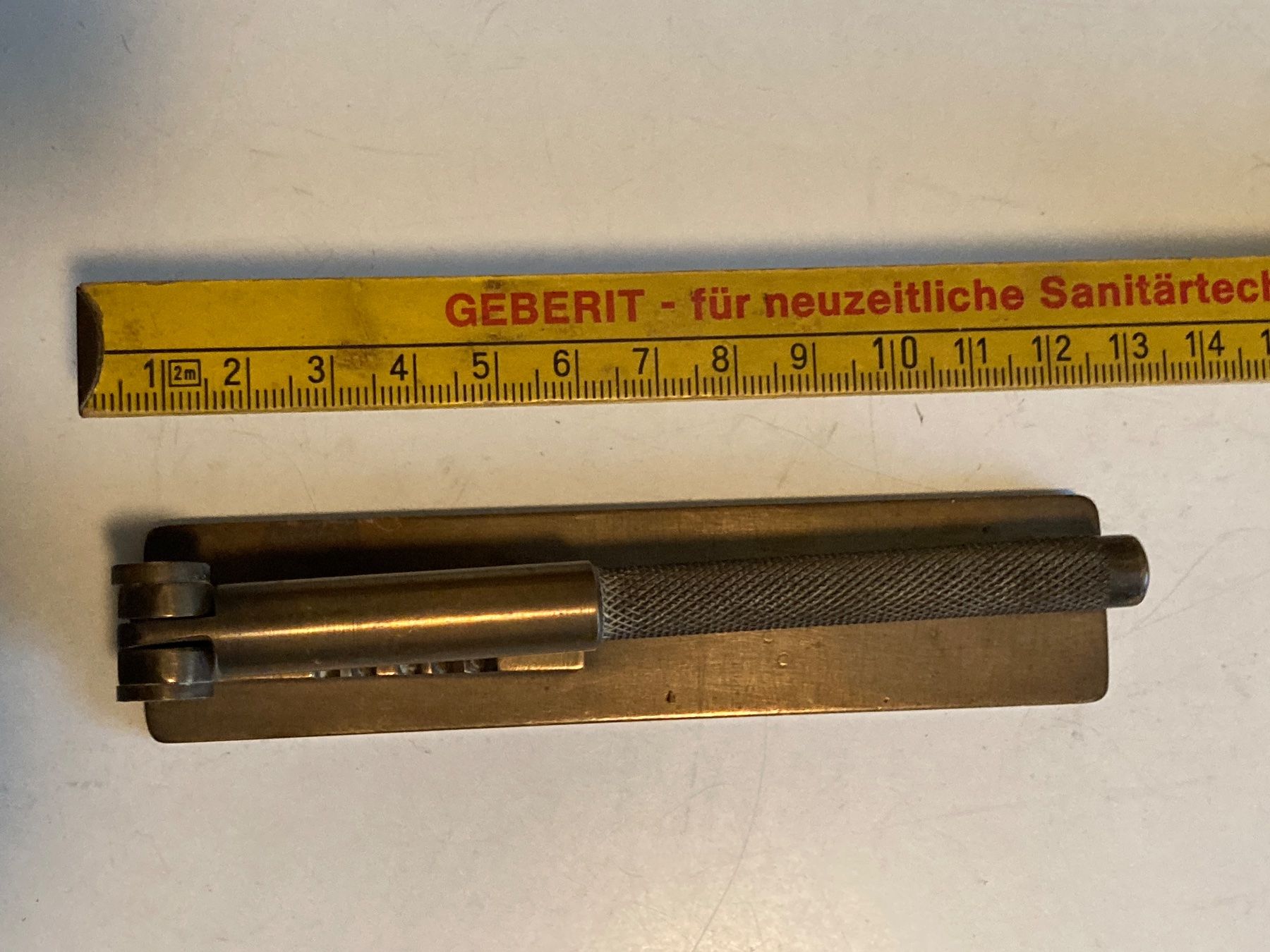 Küchengeräte: Nussknacker aus Messing zum abstellen – Gebraucht aus Zürich von Chaeffeler 4
