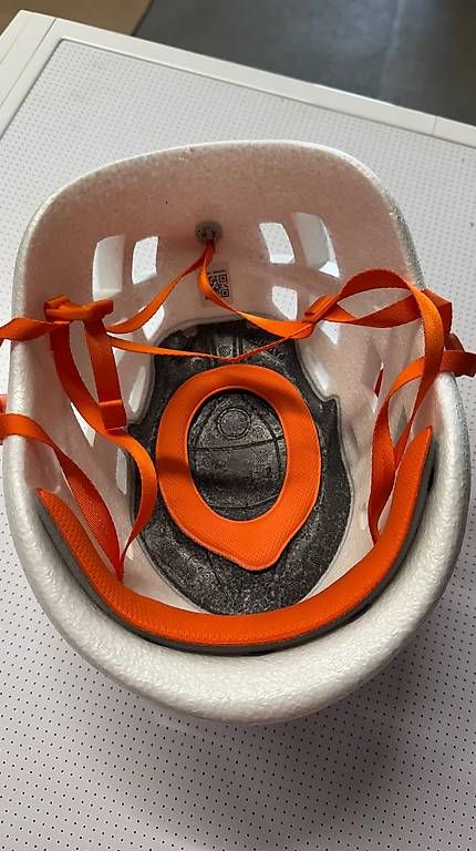 Casques: Casque Petzl – D'occasion à Réchy par CYCLO-SPORT