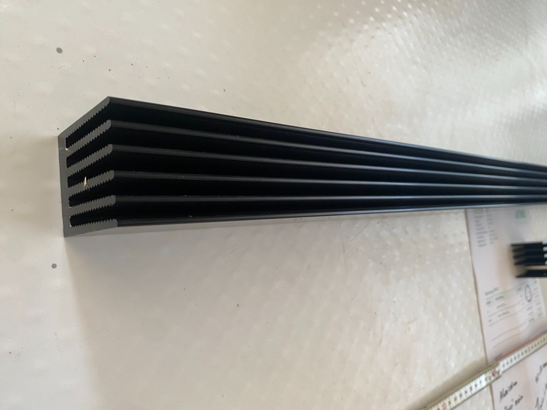 Profile: Profil aluminium pour refroidisseur – Neu (gemäss Beschreibung) aus Cortaillod von cri_hw2g 1