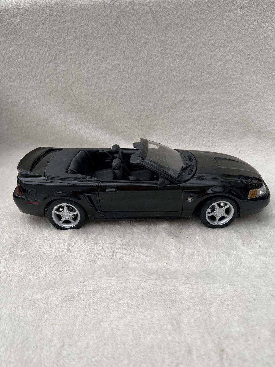 Ford Modellini d'auto: Ford Mustang Cabriolet 1999 – Nuovo (secondo la descrizione) da Oberweningen venduto da mer_2yn9 4