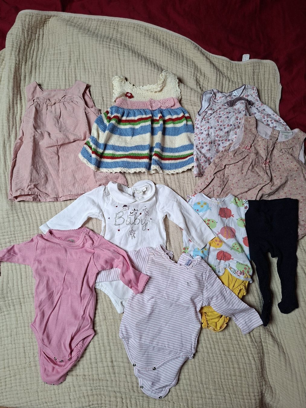 Lotti & Set di vestiti: Mädchen set 62/68 – Usato da Oberkulm venduto da schoeli 5