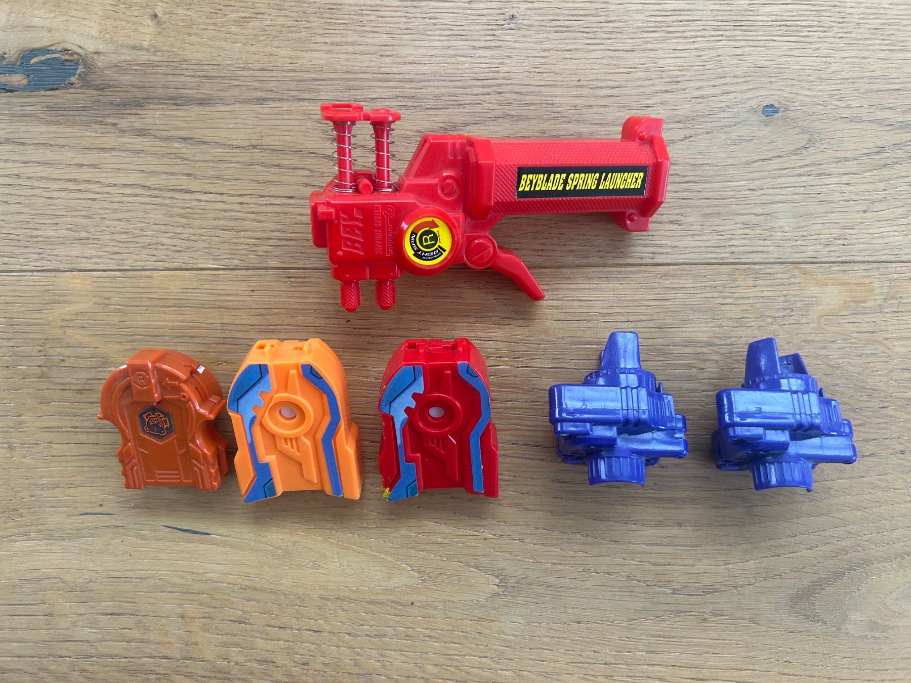 Spielzeuge: Beyblade- Set mit 4x Beyblades – Gebraucht aus Grub AR von DukeStatham 7