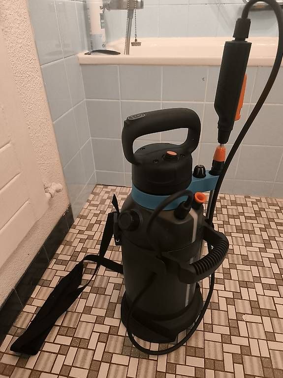 Technique médicale: Gardena Drucksprühgerät Easy Pump – D'occasion à Konolfingen par dom_t6m6 1